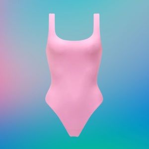 NWOT 🦄 PARADE seamless universal nearly naked bodysuit in cupid (pink). SMALL